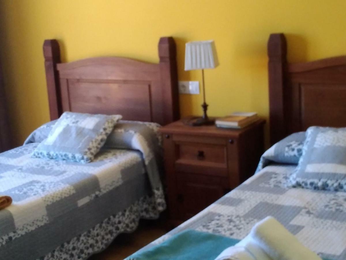 La Posada De Toribia Val De San Lorenzo Zewnętrze zdjęcie