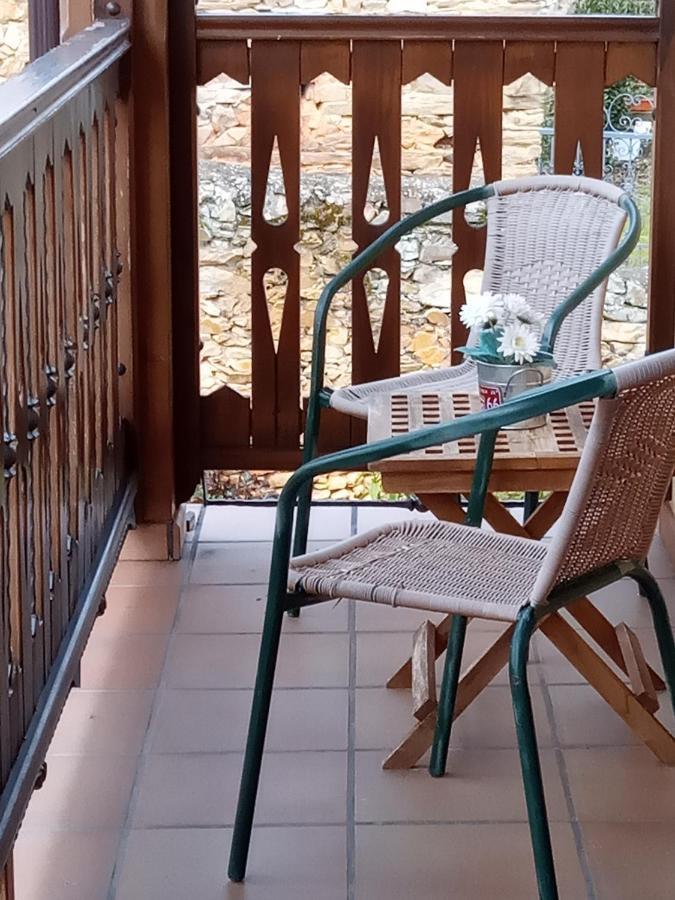 La Posada De Toribia Val De San Lorenzo Zewnętrze zdjęcie